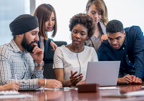 Zig-Zag-EB-Engagement